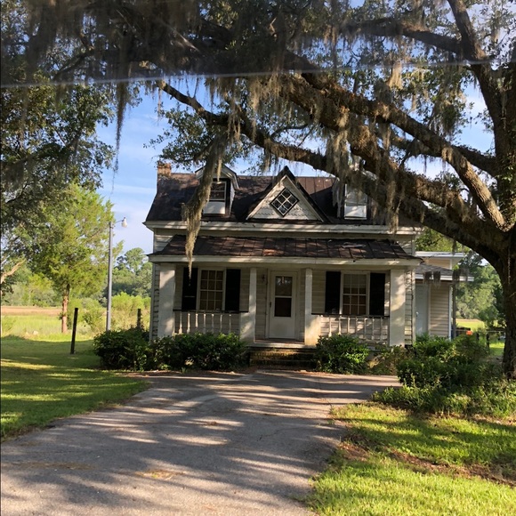 Meet your Posher, T. - Picture 1 of 1